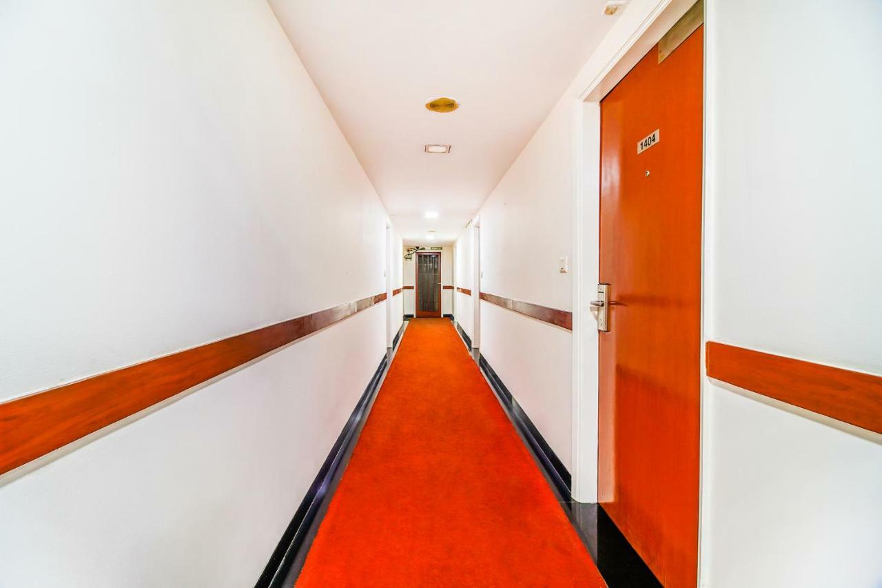 Fabhotel Divine Inn New Delhi Exterior photo