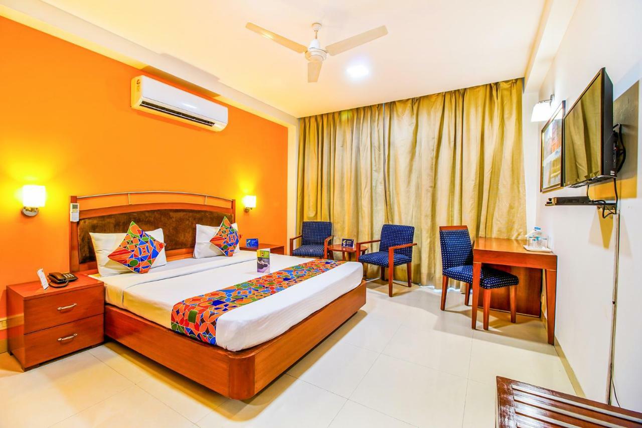 Fabhotel Divine Inn New Delhi Exterior photo
